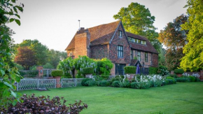 Chalford Manor